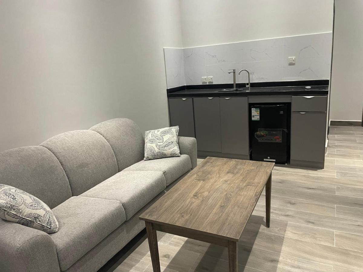 Anan Suites Dammam Esterno foto