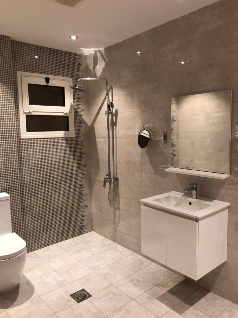 Anan Suites Dammam Esterno foto
